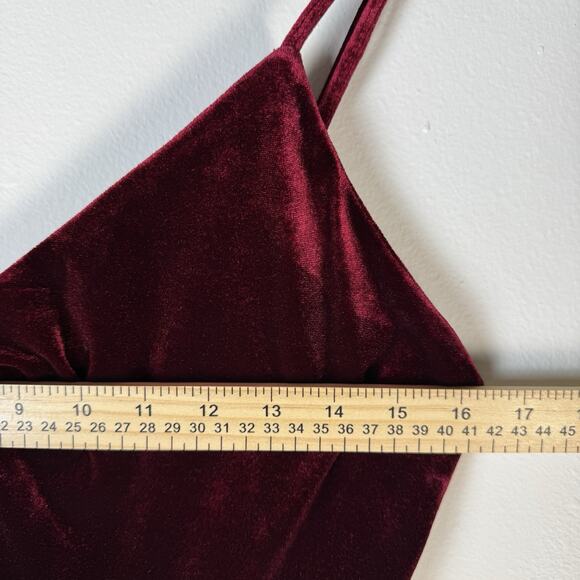 BY THE WAY Burgundy Velvet Wide Leg Romper Women’s Size M Jumpsuit Holiday Party - Picture 4 of 10